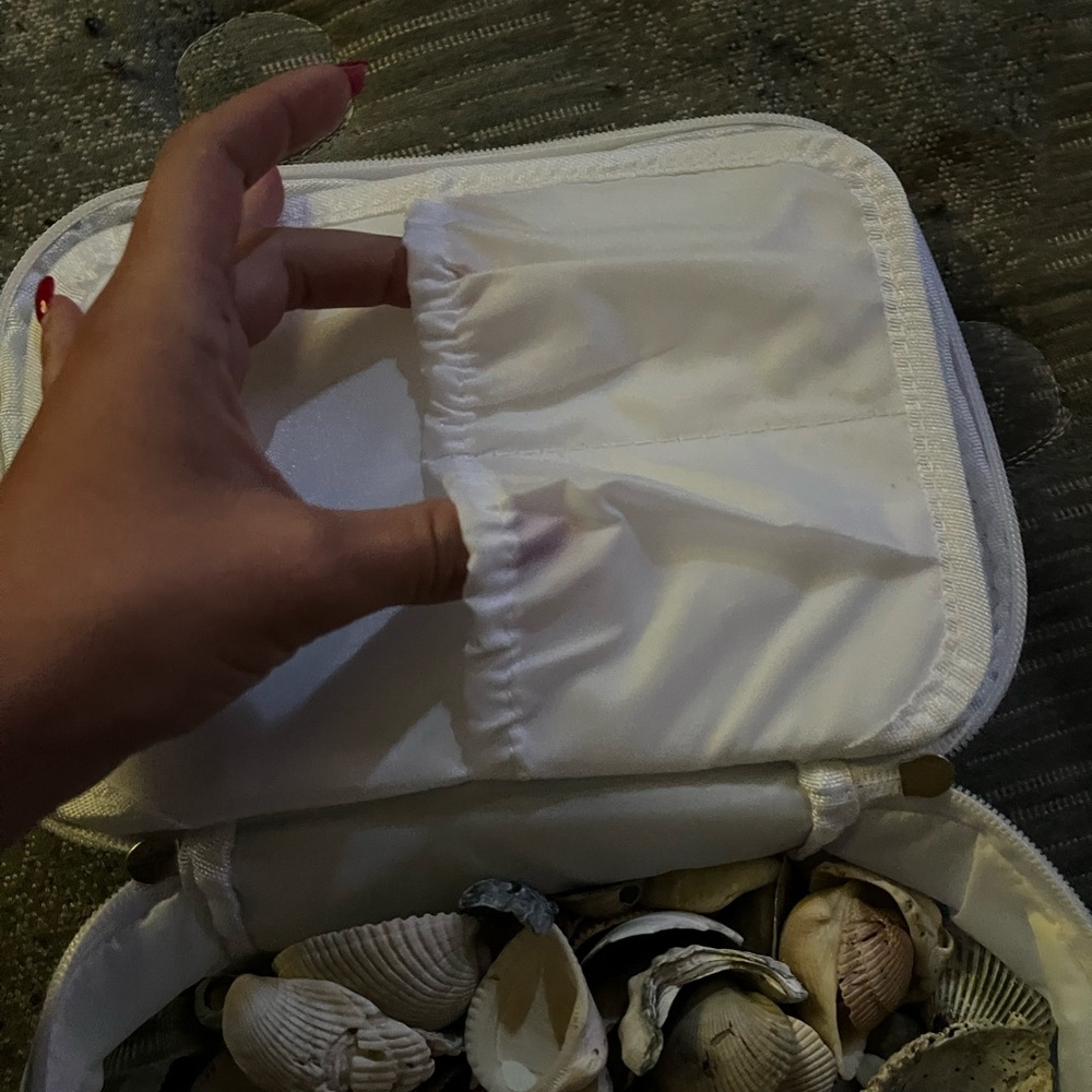 White Shell Storage Pouch